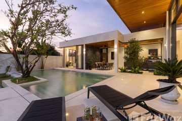 4 Bedroom Villa for sale in Mouana Serenity Cherngtalay, Thep Krasatti, Phuket