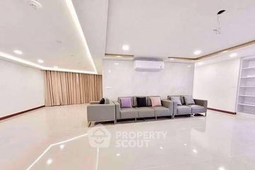 3 Bedroom Condo for rent in Sukhumvit Park, Khlong Toei, Bangkok near BTS Nana