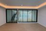 4 Bedroom Townhouse for sale in Phra Khanong Nuea, Bangkok near BTS Phra Khanong