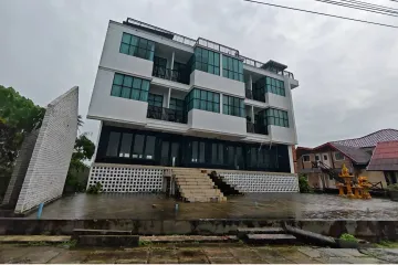 16 Bedroom Hotel / Resort for sale in Pak Nam, Krabi