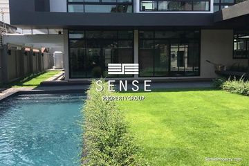 3 Bedroom House for rent in Phra Khanong Nuea, Bangkok