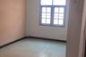 10 Bedroom Commercial for sale in Saphan Sung, Bangkok
