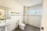 4 Bedroom Townhouse for rent in Sam Sen Nok, Bangkok