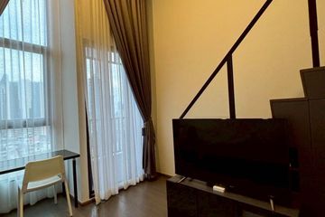 1 Bedroom Condo for rent in Maha Phruettharam, Bangkok near MRT Hua Lamphong