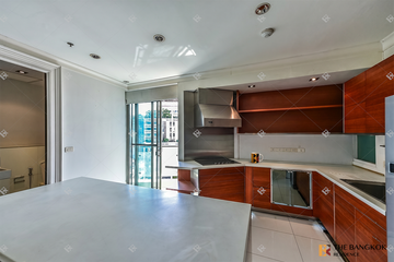 3 Bedroom Condo for sale in The Lakes, Khlong Toei, Bangkok near BTS Asoke