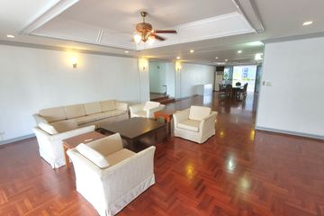 3 Bedroom Condo for rent in Khlong Toei Nuea, Bangkok near MRT Sukhumvit