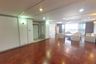 3 Bedroom Condo for rent in Khlong Toei Nuea, Bangkok near MRT Sukhumvit