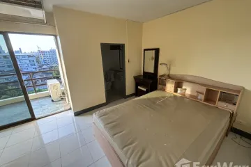 2 Bedroom Condo for sale in The Living Tower Sukhumvit 64/1, Bang Chak, Bangkok near BTS Punnawithi