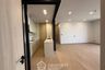 2 Bedroom Condo for sale in The Crest Phahonyothin 11, Phaya Thai, Bangkok near BTS Saphan Kwai