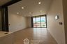 2 Bedroom Condo for sale in The Crest Phahonyothin 11, Phaya Thai, Bangkok near BTS Saphan Kwai