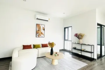 3 Bedroom Townhouse for rent in Baan Klang Muang Sukhumvit 77, Suan Luang, Bangkok near BTS On Nut