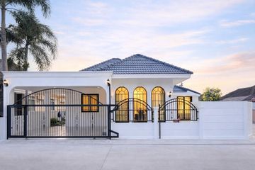 3 Bedroom Villa for sale in Nong Prue, Chonburi