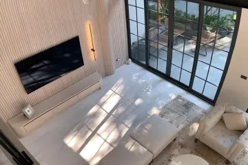 4 Bedroom House for rent in Quarter 31, Khlong Toei Nuea, Bangkok near MRT Phetchaburi