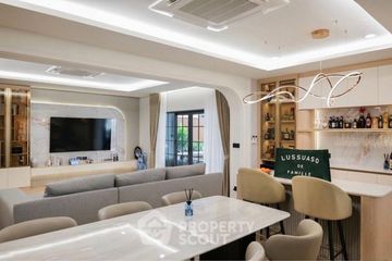 4 Bedroom House for sale in Centro Bangna, Bang Kaeo, Samut Prakan