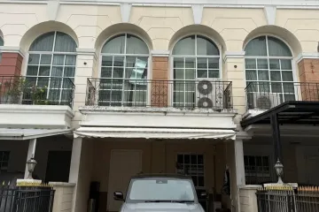 3 Bedroom Townhouse for sale in Plus City Park Rama 9-Huamark, Hua Mak, Bangkok