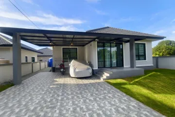 3 Bedroom House for rent in Nong Pla Lai, Chonburi