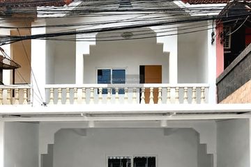 3 Bedroom Townhouse for sale in Nong Prue, Chonburi