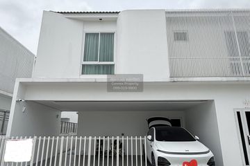 4 Bedroom House for sale in Sam Wa Tawan Tok, Bangkok