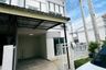 3 Bedroom Townhouse for sale in Lio Chachoengsao - Bang Phra, Bang Phra, Chachoengsao