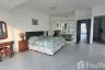 4 Bedroom Townhouse for rent in Chom Talay Resort, Na Jomtien, Chonburi
