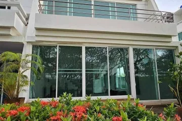 4 Bedroom Townhouse for rent in Chom Talay Resort, Na Jomtien, Chonburi