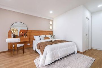 1 Bedroom Condo for sale in The Waterford Royal Suit Senanikom, Chan Kasem, Bangkok near BTS Sena Nikhom