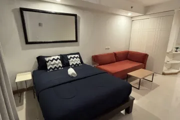 Condo for rent in Supalai Oriental Place Sathorn-Suanplu, Thung Maha Mek, Bangkok near MRT Lumpini