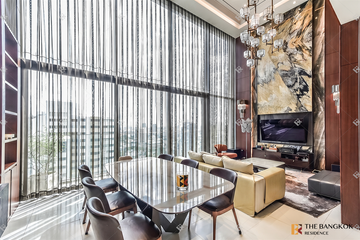 3 Bedroom Condo for sale in Vittorio, Khlong Tan Nuea, Bangkok near BTS Phrom Phong
