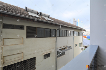 1 Bedroom Condo for rent in Runesu Thonglor 5, Khlong Tan Nuea, Bangkok near BTS Thong Lo