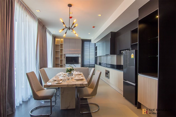 2 Bedroom Condo for rent in Edge Sukhumvit 23, Khlong Toei Nuea, Bangkok near BTS Asoke