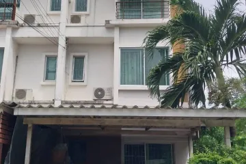 4 Bedroom Townhouse for sale in Prachasuk Lake and Mall Village, Samae Dam, Bangkok