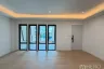 Townhouse for sale in Bang Chak, Bangkok near BTS Punnawithi