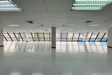 Office for rent in Thanon Phaya Thai, Bangkok near BTS Phaya Thai