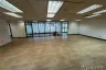 Office for rent in Khlong Tan Nuea, Bangkok