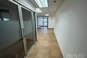 Office for rent in Khlong Tan Nuea, Bangkok