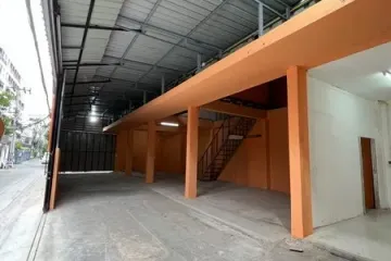 Warehouse / Factory for rent in Din Daeng, Bangkok