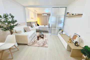 1 Bedroom Condo for sale in Chan Kasem, Bangkok