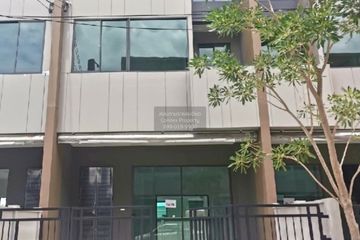 3 Bedroom Townhouse for sale in Baan Klang Muang Bangna-Wongwaen, Bang Chalong, Samut Prakan