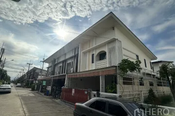 4 Bedroom Townhouse for sale in Baan Fah Piyarom, Bueng Kham Phroi, Pathum Thani