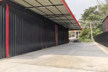 Warehouse / Factory for rent in Phlapphla, Bangkok near MRT Lat Phrao 83
