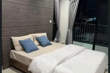 2 Bedroom Condo for rent in Ideo Mobi Sathorn, Bang Lamphu Lang, Bangkok near BTS Krung Thon Buri