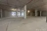 Commercial for rent in Khlong Tan Nuea, Bangkok