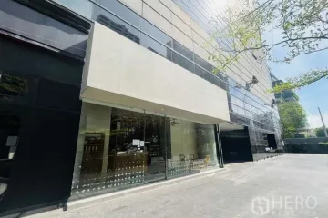 Commercial for rent in Khlong Toei, Bangkok near MRT Queen Sirikit National Convention Centre