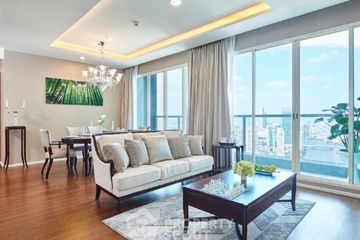 3 Bedroom Condo for sale in Wat Phraya Krai, Bangkok