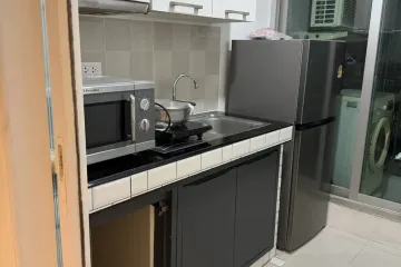 2 Bedroom Condo for rent in Life @ Ratchada - Suthisan, Sam Sen Nok, Bangkok near MRT Sutthisan