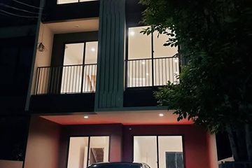 3 Bedroom Townhouse for sale in Suan Luang, Bangkok near MRT Si Nut