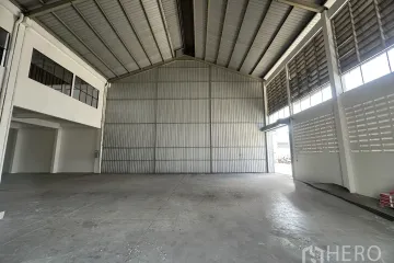 Warehouse / Factory for rent in Phraek Sa, Samut Prakan