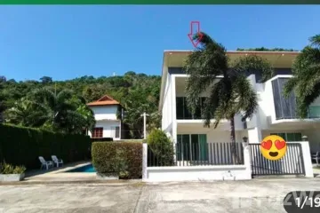 3 Bedroom Townhouse for rent in Karon, Phuket