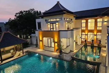 6 Bedroom House for rent in Nong Prue, Chonburi