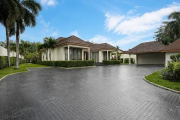 3 Bedroom Villa for sale in Si Sunthon, Phuket